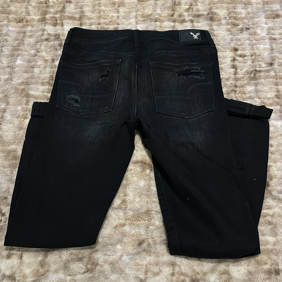 High Rise Black ripped jeans - Picture 3 of 3